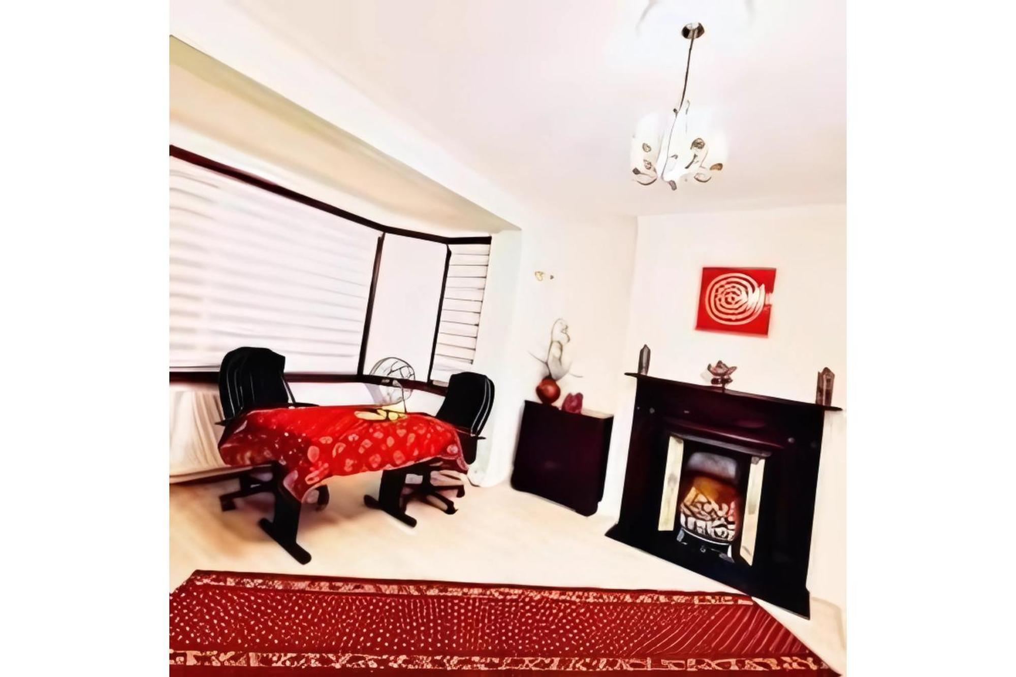 Beautiful Double En-Suite Room, Separate Entrance, Ilford, Central Line Gants Hill, Free Parking Екстериор снимка